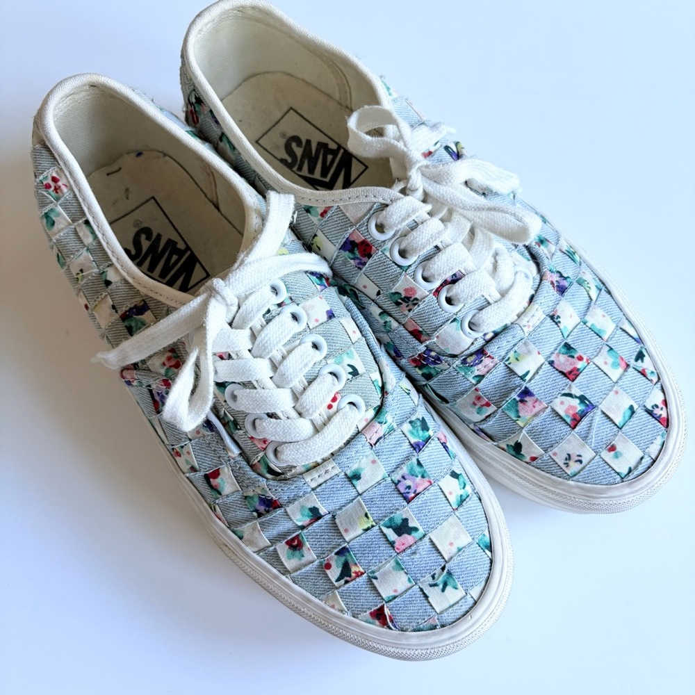 Vans Authentic Platform Woven Foral Sneaker 8 - Picture 4 of 8